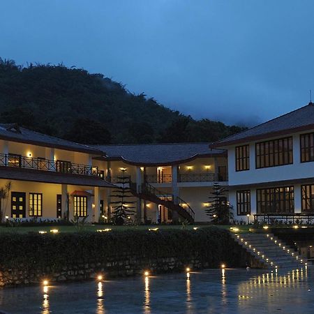 Amritara Ambatty Greens Resort Virajpet Eksteriør bilde