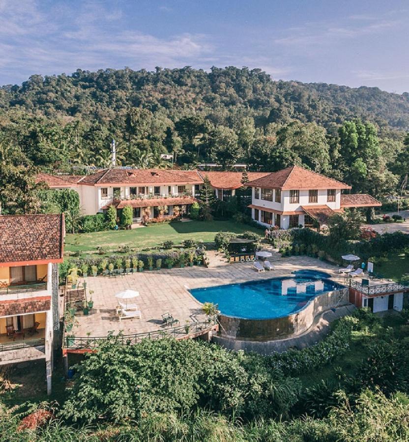 Amritara Ambatty Greens Resort Virajpet Eksteriør bilde