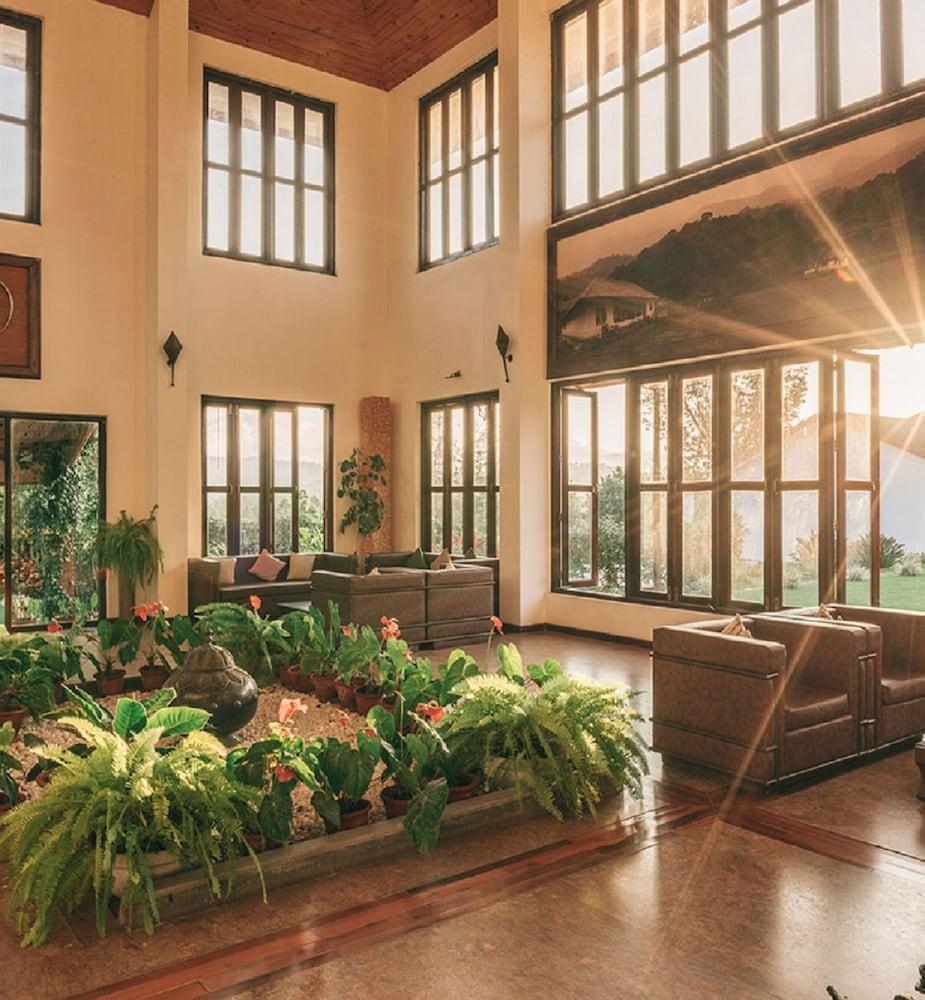 Amritara Ambatty Greens Resort Virajpet Eksteriør bilde