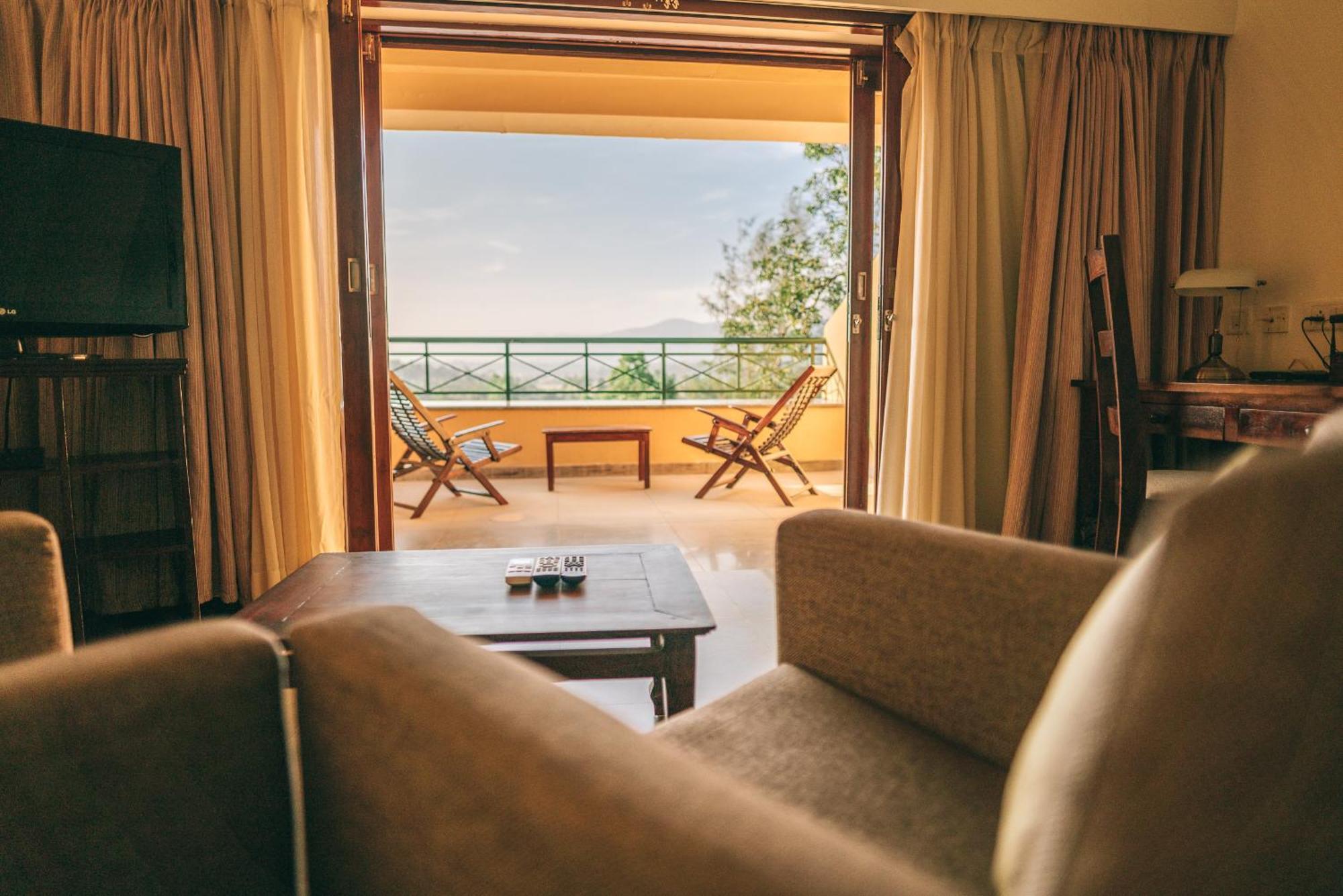 Amritara Ambatty Greens Resort Virajpet Eksteriør bilde
